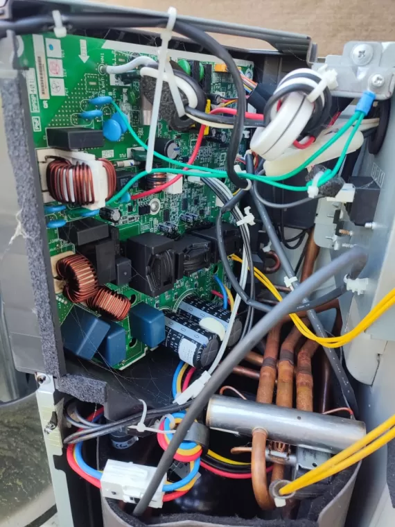 2P2C a réalisé un dépannage pompes à chaleur Daikin à Ancenis