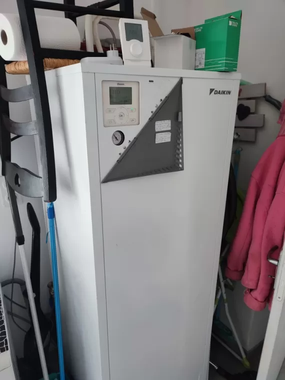 Ajout Thermostat d'ambiance sur pompe à chaleur vers Ancenis