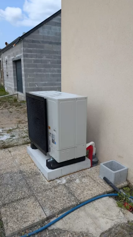 2P2C à réalisé la mise en service pompes à Chaleur Daikin vers Ancenis.
