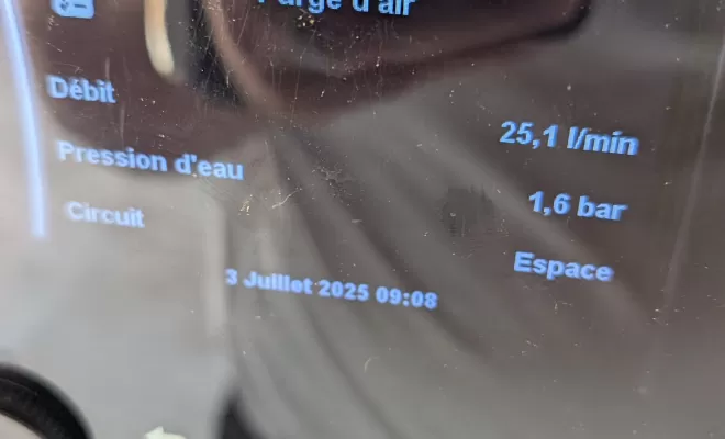 Réalisation d'un entretien de pompe à chaleur Daikin sur la zone d'Angers, Loireauxence, 2P2C - Petit Pac Et Clim