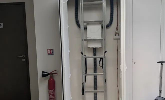 Dépannage d'un monosplit Hitachi dans une salle serveur à Vallet, Loireauxence, 2P2C - Petit Pac Et Clim